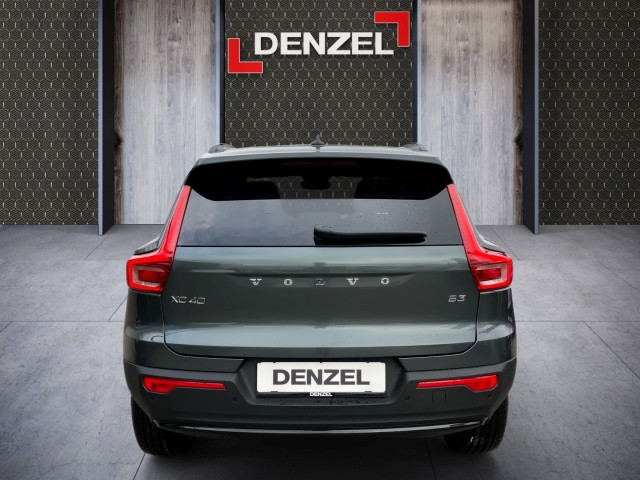 Bild 10: VOLVO PKW XC40 Plus, B3 Mild Hybrid, Benzin, Dark