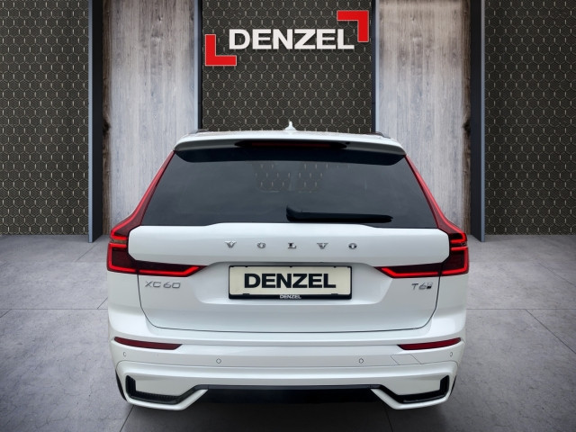 Bild 9: VOLVO PKW XC60 Plus, T6 AWD Plug-in Hybrid, Elektrisch/Benzin, Dark