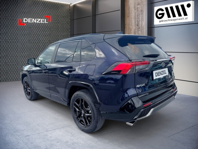 Bild 2: Toyota RAV4 Active 2,5, 306 PS 4x4 Plug-In