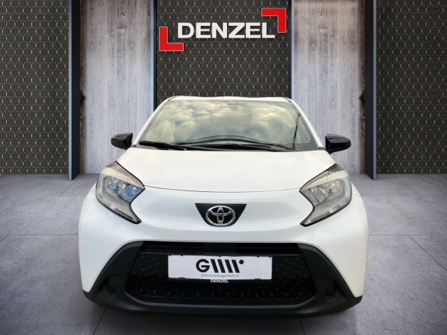 Bild 12: Toyota AYGO X 1,0 l Play mit Sitzheizung