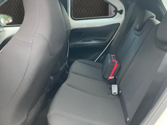Bild 8: Toyota AYGO X 1,0 l Play mit Sitzheizung