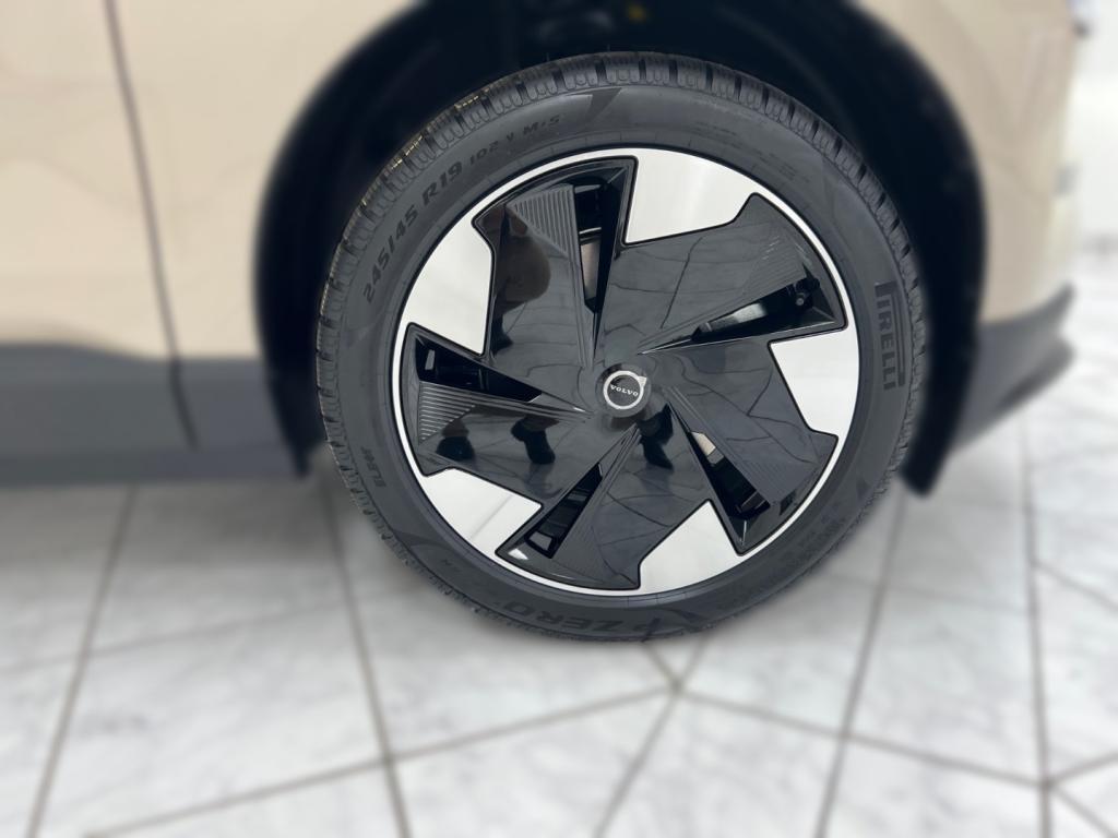 Bild 3: VOLVO PKW EX30 Core Ext.Range