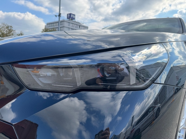 Bild 11: BMW i5 xDrive40 Limousine