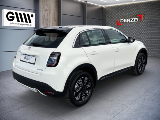 Bild 3: Fiat 600 Hybrid 100