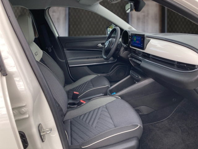 Bild 5: Fiat 600 Hybrid 100