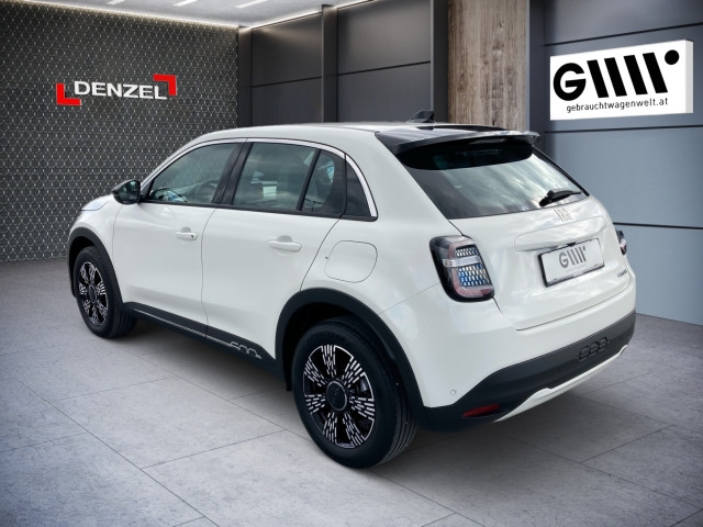 Bild 2: Fiat 600 Hybrid 100