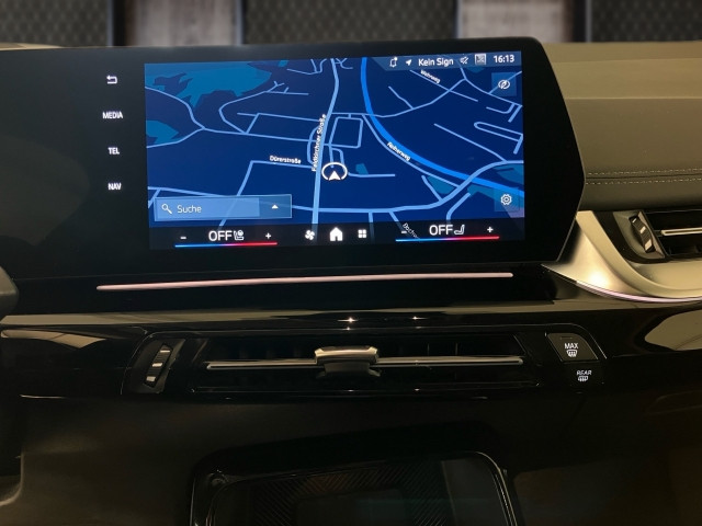 Bild 7: BMW 218d Active Tour B47