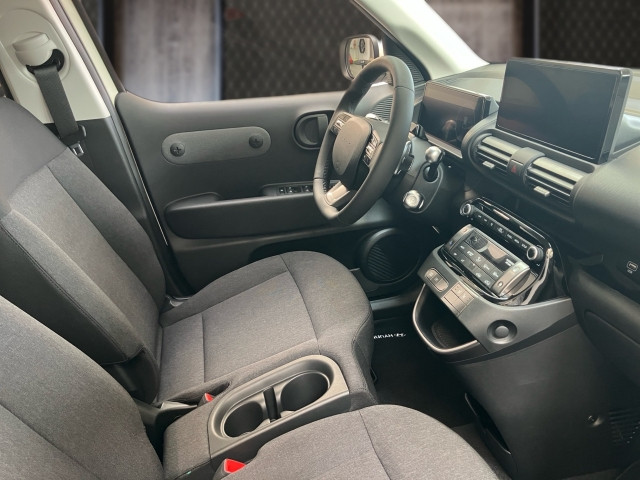 Bild 5: Hyundai INSTER Smart Line 42kWh