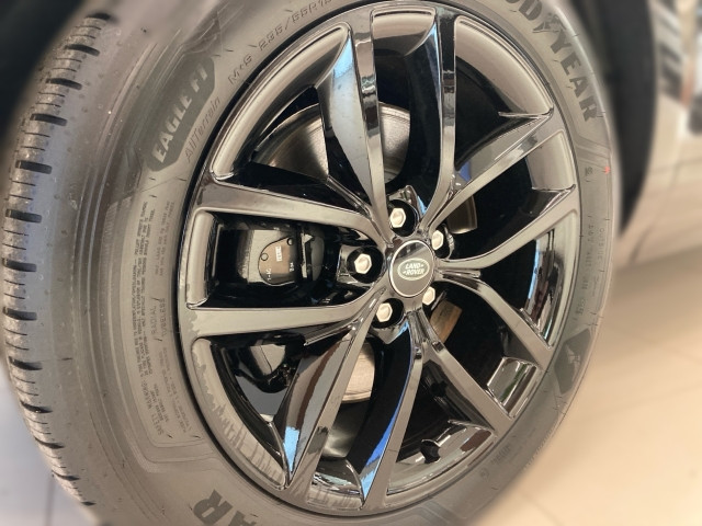 Bild 3: Land Rover Range Rover P270e Dynamic SE