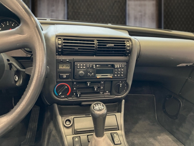 Bild 7: BMW Z1 2,5L Benzin