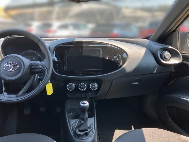 Bild 6: Toyota AYGO X 1,0 l Play