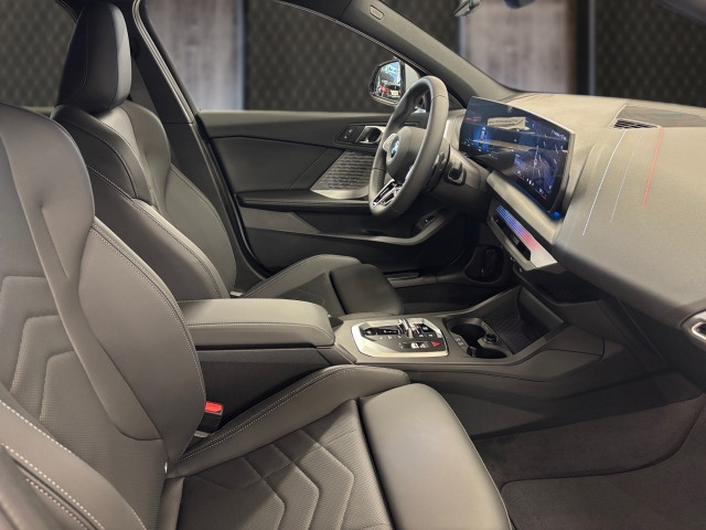 Bild 5: BMW 120 5-Türer F70 B38