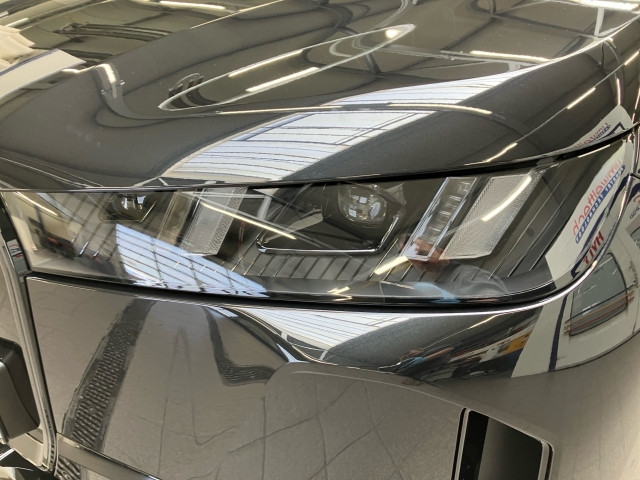 Bild 11: BMW PKW i-Serie iX xDrive45