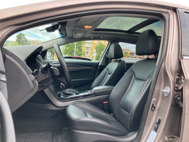 Bild 13: Hyundai i40 1,6 CRDi GL DCT