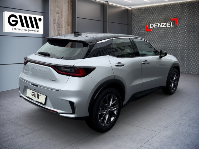 Bild 3: Lexus LBX Relax CVT 4x4