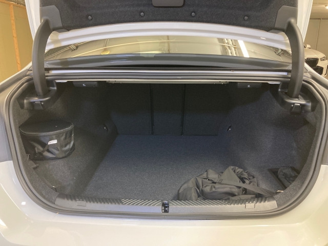 Bild 6: BMW 550e xDrive Limousine G60 XB1