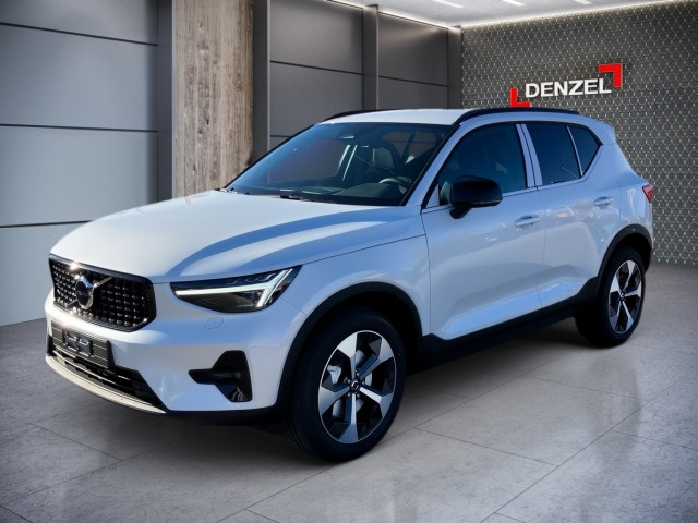 Bild 0: VOLVO PKW XC40 Plus, B3 Mild Hybrid, Benzin, Dark