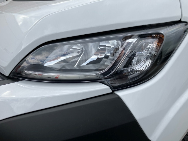 Bild 11: Fiat Transporter Ducato Serie 2 Maxi Kastenwagen L2H2 3500 140 MT