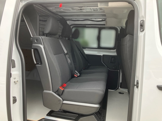 Bild 8: Fiat Transporter Scudo Doka flexible Trennwand XL BlueHDI 145