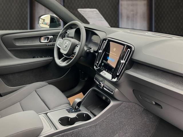 Bild 5: VOLVO PKW EX40 Ultra, Single Motor Extended Range, Vollelektrisch