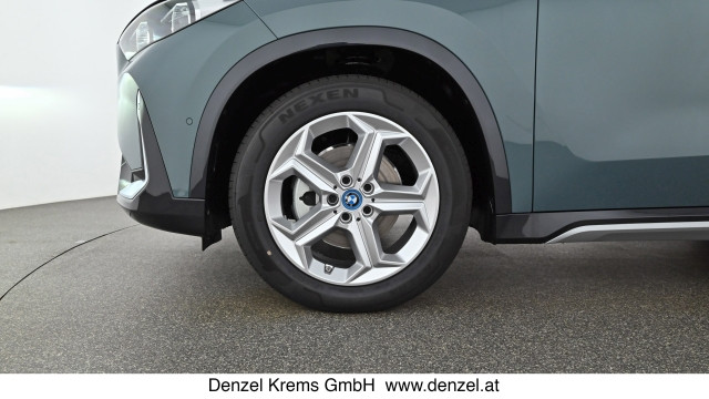 Bild 14: BMW iX1 eDrive20 U11 HB0