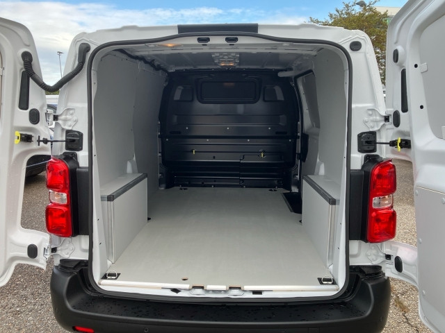 Bild 9: Fiat Transporter Scudo Serie 3 M KW BlueHDI