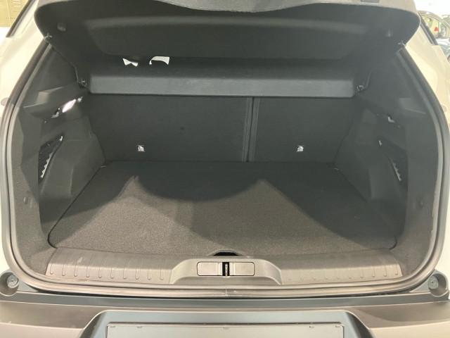 Bild 9: Alfa Junior Ibrida Speciale 1.2 136PS MHEV FWD