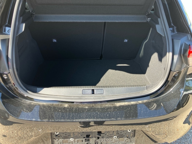 Bild 9: Opel Corsa GS 1.2 Direct Injection Turbo (74kW/100PS) 6-Gang