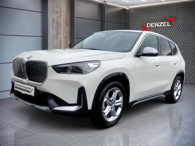 Bild 0: BMW iX1 eDrive20 U11