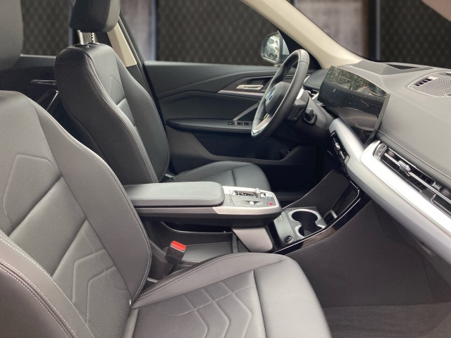 Bild 5: BMW iX1 eDrive20 U11