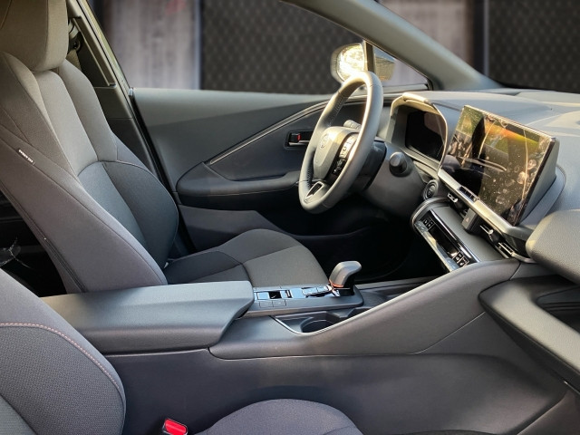 Bild 5: Toyota C-HR - 1,8 l  Hybrid 4x2 Active Drive CV