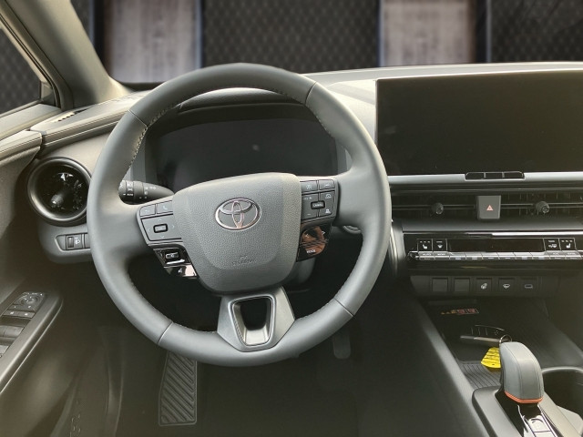 Bild 6: Toyota C-HR - 1,8 l  Hybrid 4x2 Active Drive CV