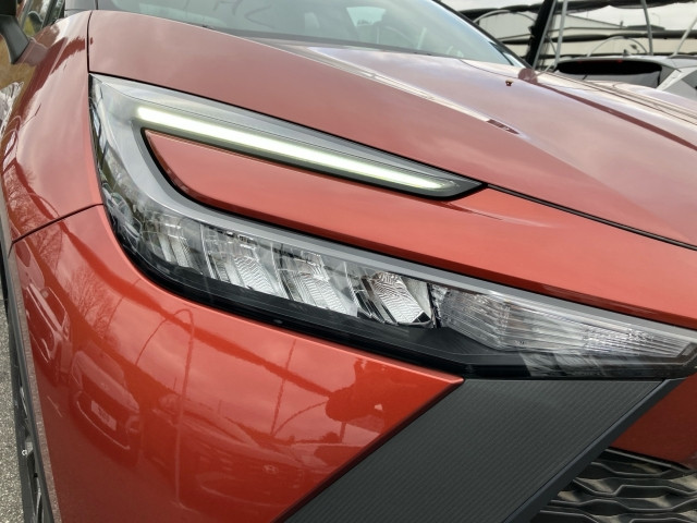 Bild 11: Toyota C-HR - 1,8 l  Hybrid 4x2 Active Drive CV