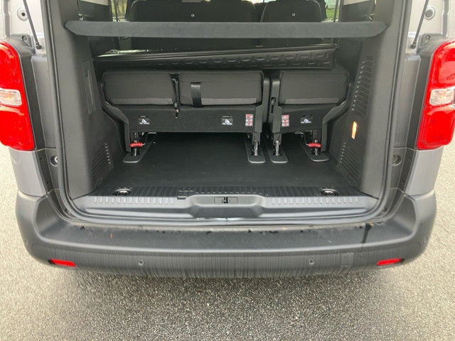 Bild 9: Toyota Proace Verso 2,0 l, 145 Shuttle Medium