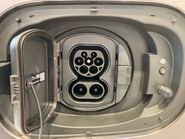 Bild 9: Land Rover Range Rover Sport P460e Dynamic HSE