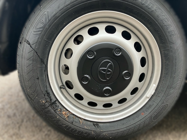 Bild 4: Toyota Proace 1,5 l, 120 PS Kastenwagen ProWork L1