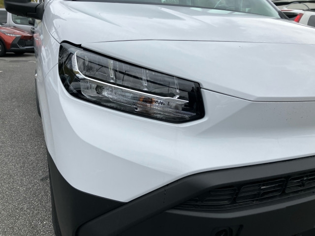 Bild 11: Toyota Proace City 1,5 l D, 102 PS, Doppelkabine L2