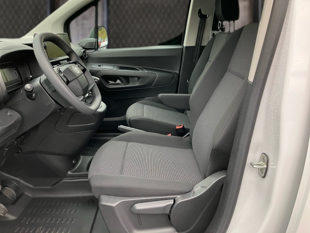 Bild 5: Toyota Proace City 1,5 l D, 102 PS, Doppelkabine L2