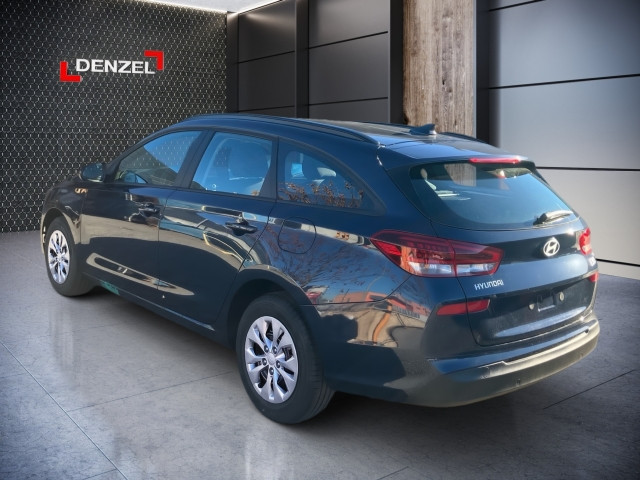 Bild 2: Hyundai i30 Kombi - PD Smart Line 1.5 DPI