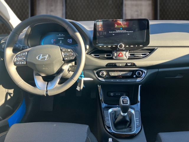 Bild 6: Hyundai i30 Kombi - PD Smart Line 1.5 DPI