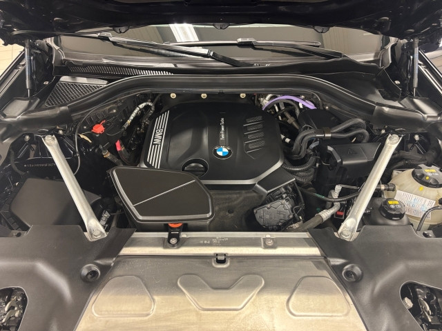 Bild 14: BMW X4 xDrive 20d 48 V A