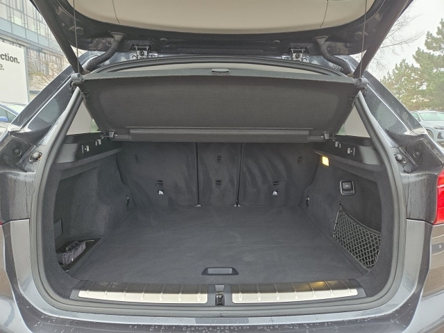 Bild 9: BMW X1 sDrive18d Advanta