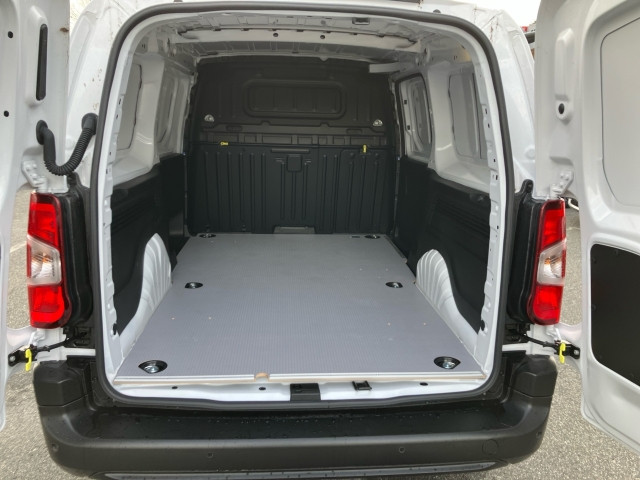 Bild 9: Toyota Proace City 1,5 l D, 102 PS, ProWork L2