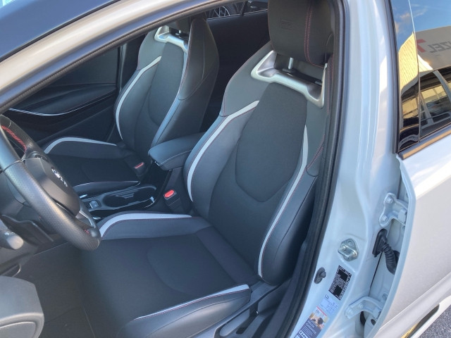 Bild 14: Toyota Corolla 2,0l Hybrid TS GR-SPORT