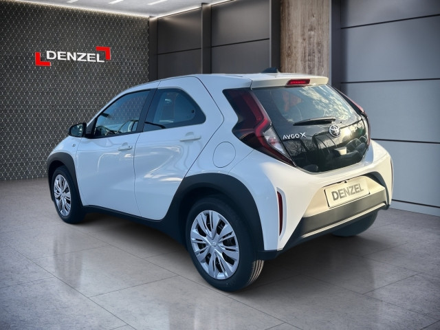 Bild 2: Toyota AYGO X 1,0 l Play