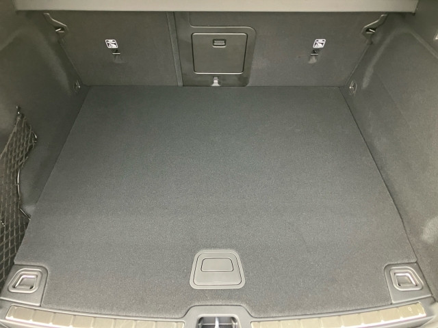 Bild 9: VOLVO PKW XC60 Plus, T6 AWD Plug-in Hybrid, Elektrisch/Benzin, Dark