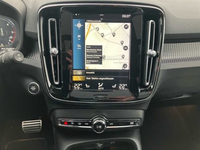 Bild 7: VOLVO PKW XC40 D4 R-Design AWD Geartronic