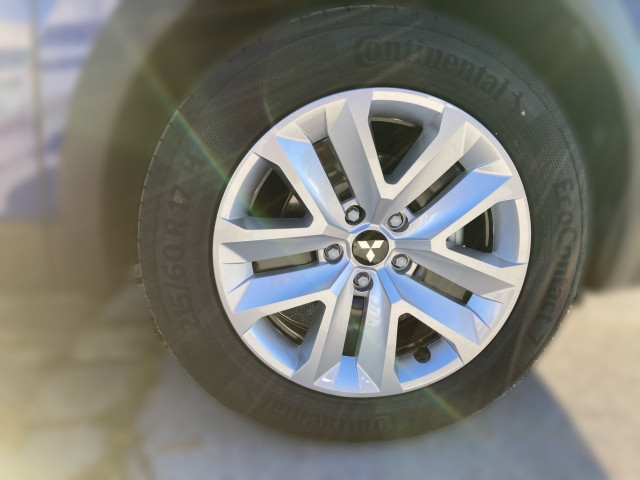 Bild 3: Mitsubishi ASX 1,0 Petrol YUKI Invite S+C 25