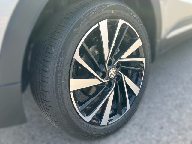 Bild 6: MG ZS HEV Luxury/25