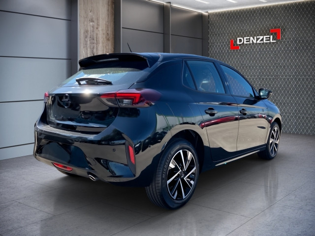 Bild 3: Opel Corsa. GS. 1.2  Dire